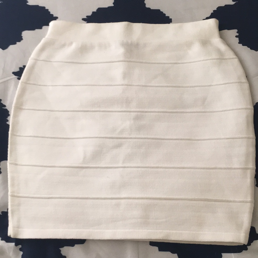 Cream pencil skirt